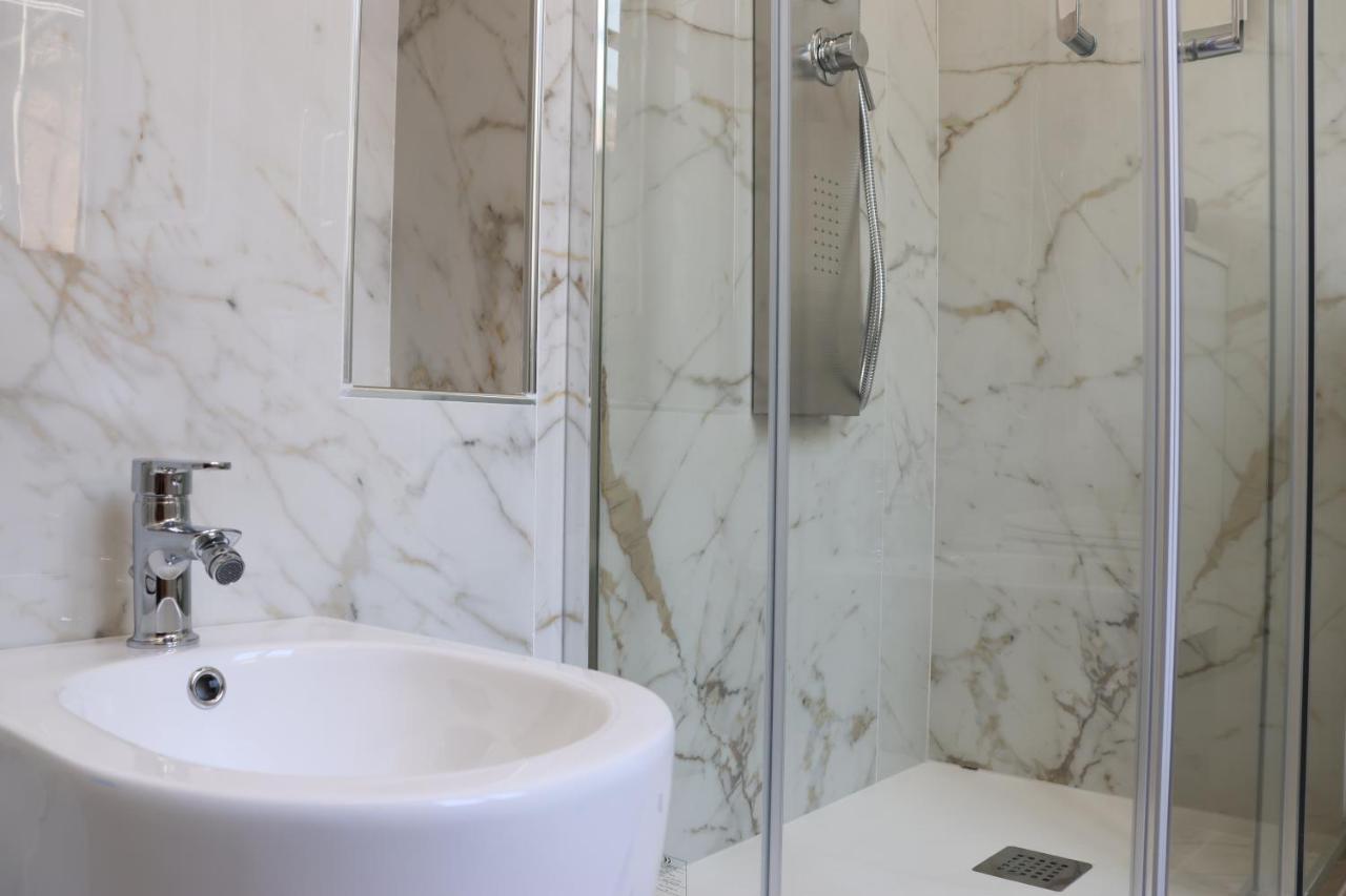 Hotel Il Borgo Civ.15 à Paola Extérieur photo