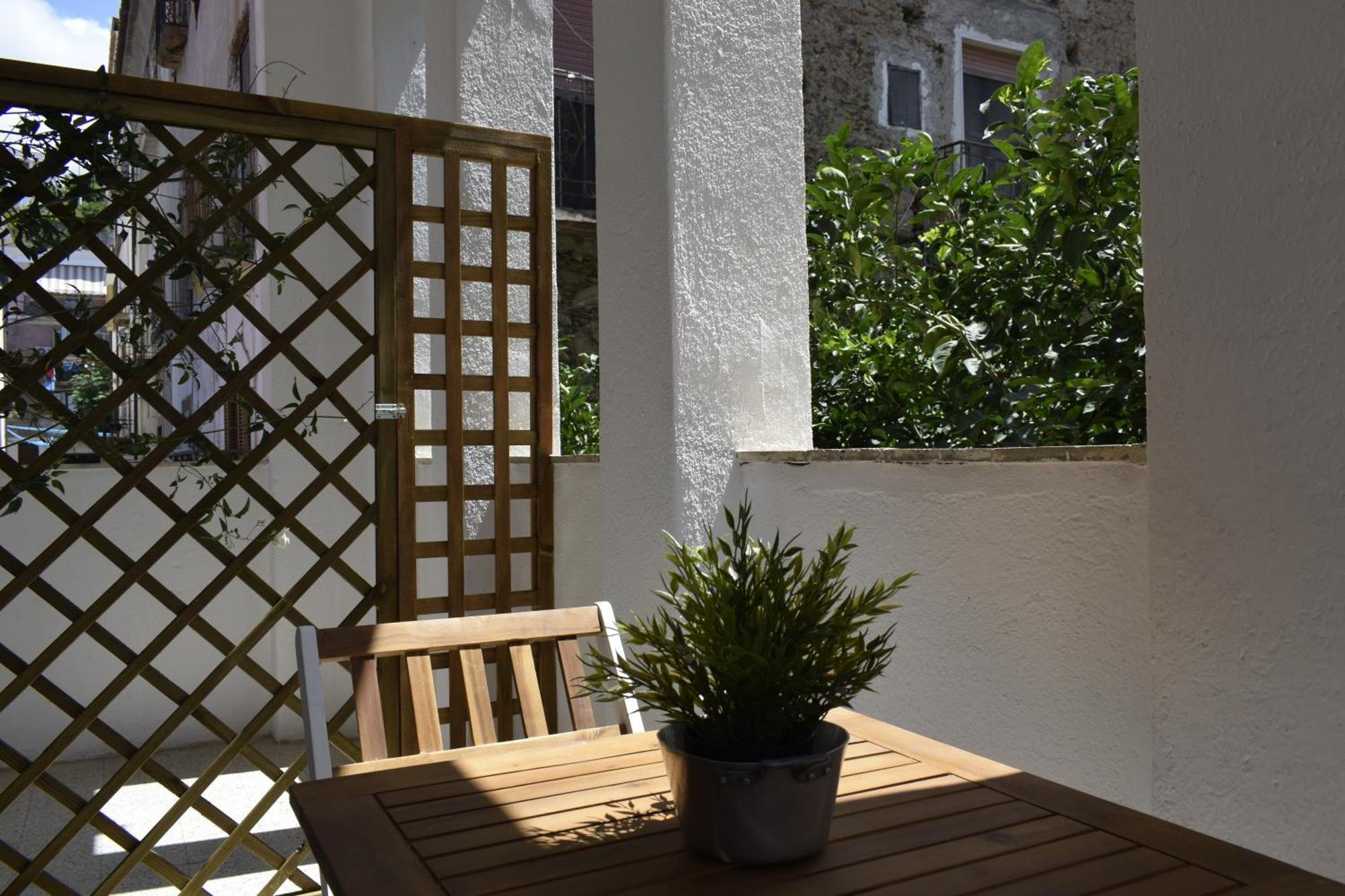 Hotel Il Borgo Civ.15 à Paola Extérieur photo