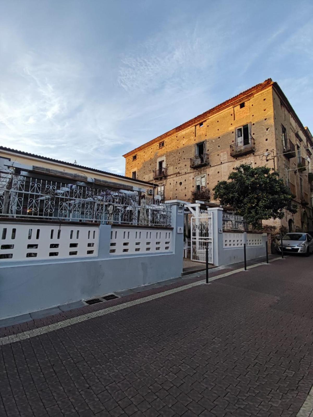 Hotel Il Borgo Civ.15 à Paola Extérieur photo